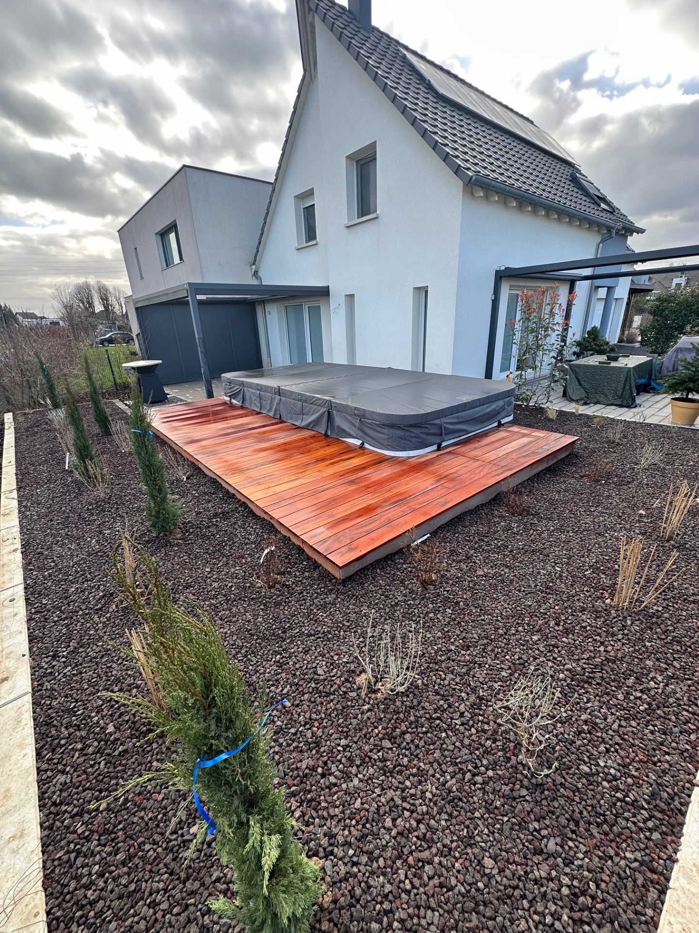 Piscine de nuit par Jardin_d_or à Strasbourg